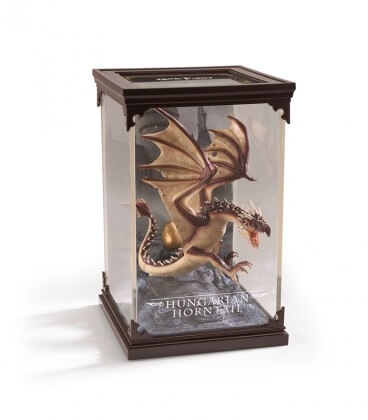 Figurine Créature Magique : Dragon Magyar à pointes,  Harry Potter, Boutique Harry Potter, The Wizard's Shop