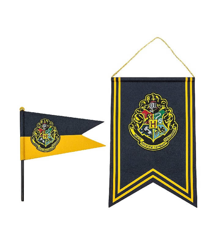Les drapeaux des différentes maisons de Poudlard - Suçacide : ici recréez  des répliques des films Harry Potter