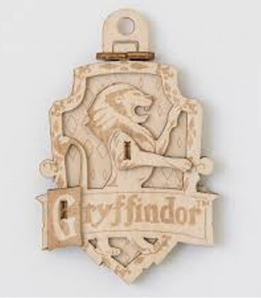 Gryffindor HP wooden decoration