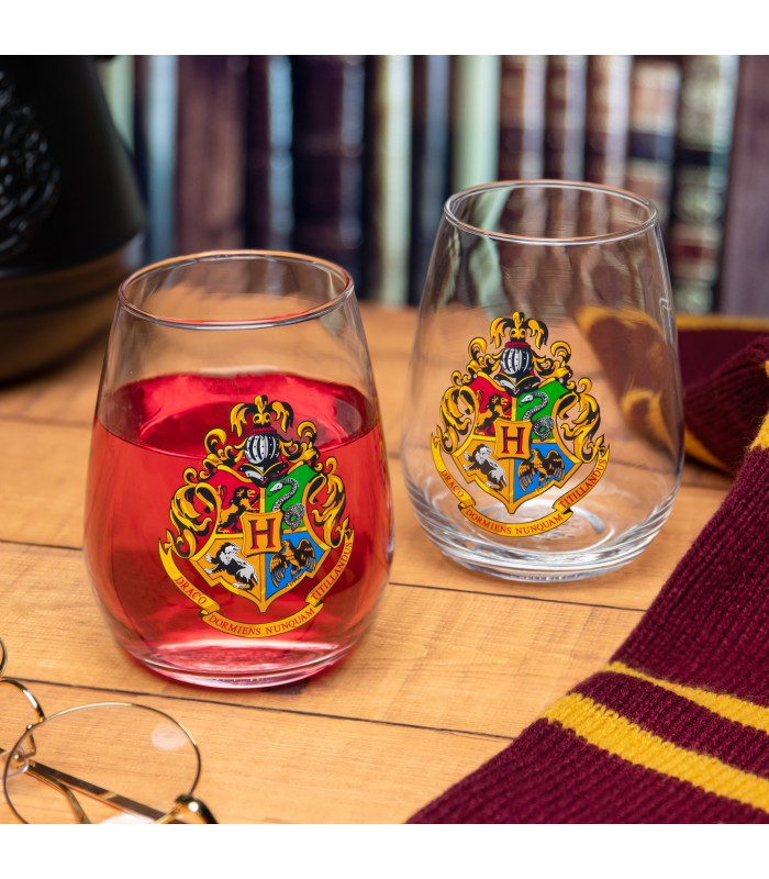 https://the-wizards-shop.com/4034-thickbox_default/harry-potter-hogwarts-set-of-two-glasses.jpg