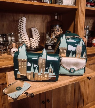 Mini Backpack Hogwarts Castle relief Loungefly Harry Potter